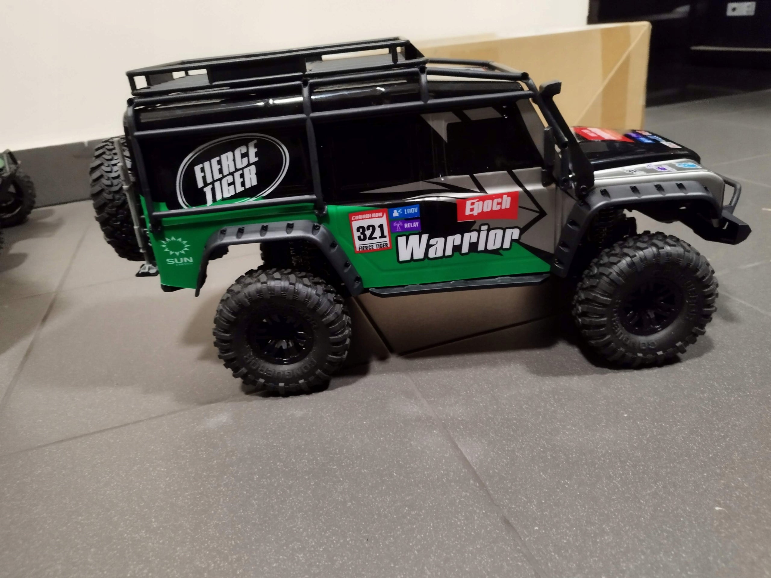 Amewi RC Dirt Climbing Fierce Tiger SUV Crawler 4WDsivý 1/10 RTR Brand Amewi