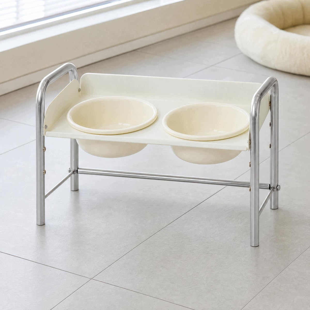 Angled Rack Cat Feeder with Ceramic Bowls Space Conscious 125CM Cream Packaging status original