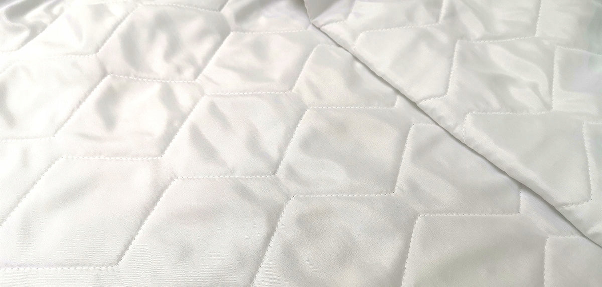 Anti-allergic pillow 70x80 cm fry Manufacturer code Poduszka pikowana 70x80F