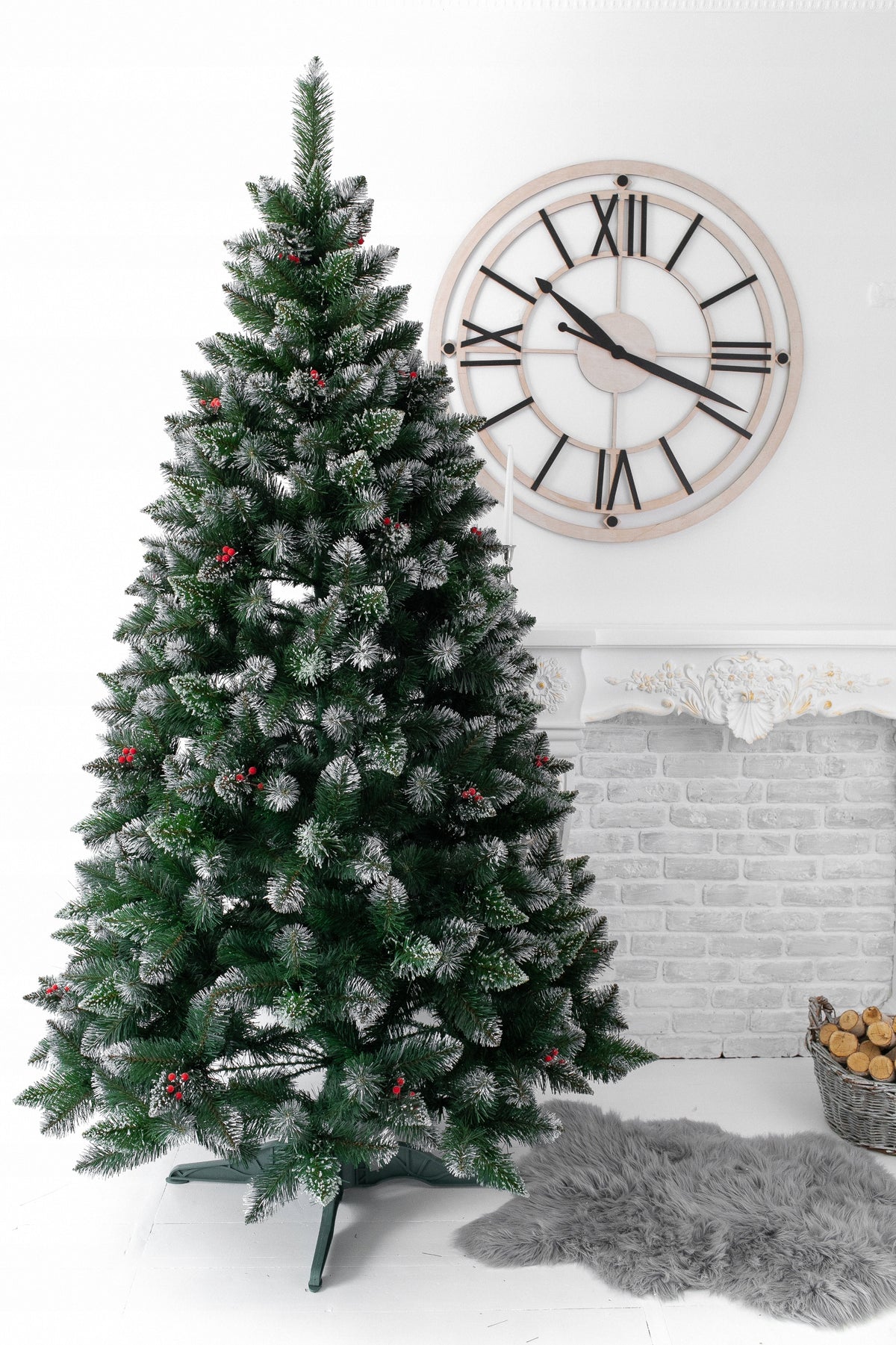 Artificial Christmas tree "Crystal" with white tips and artificial callin 1.50 m Packaging status original