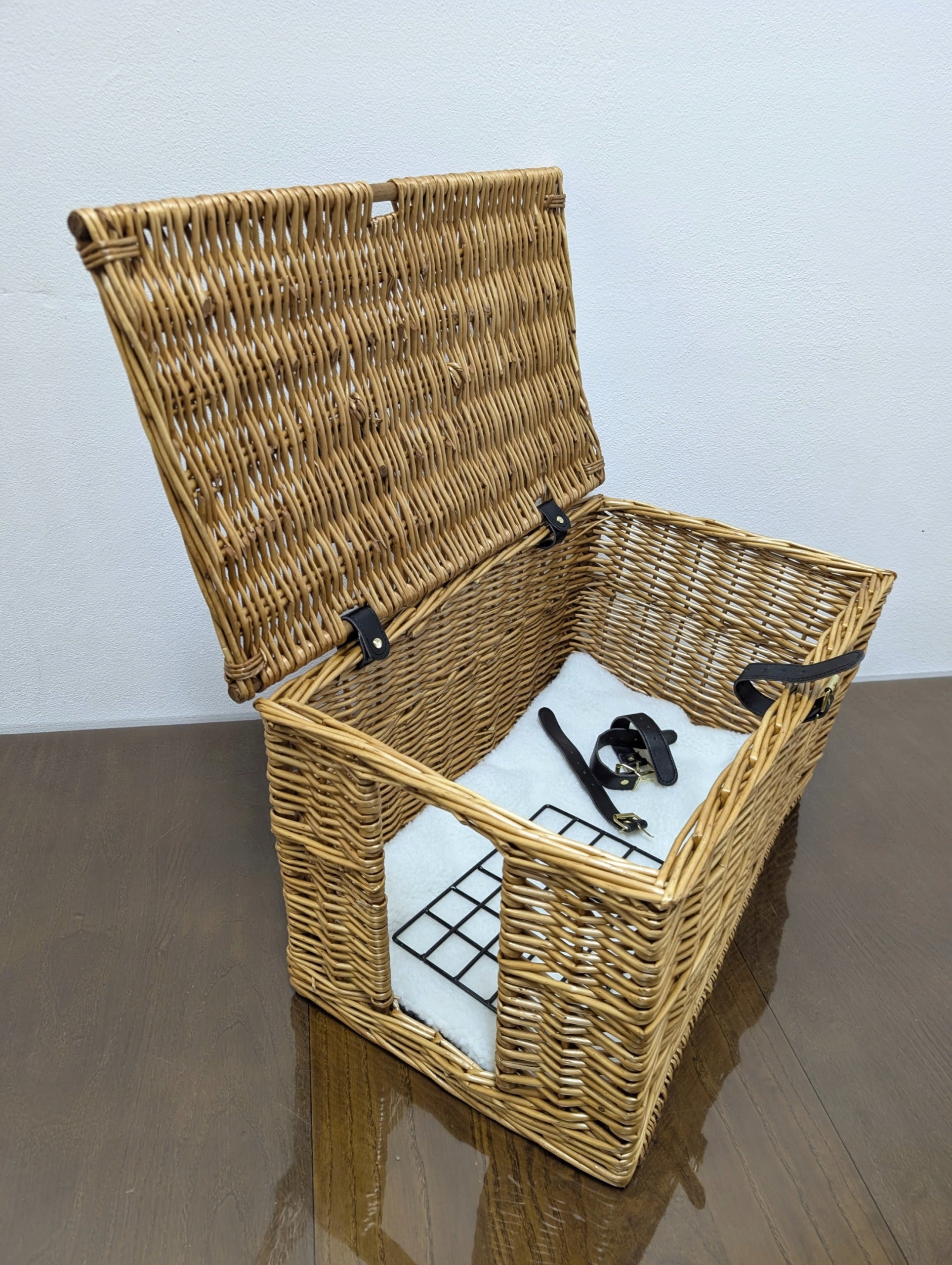 Aumüller Transporter Cat Basket Wicker Booth 30x53x39cm Trade name Aumüller Transporter Kosz dla Kota Budka Wiklinowa