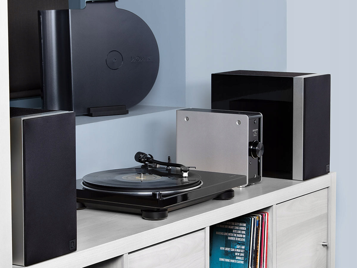 Automatic Analog TURNTABLE Denon DP-400 Black Plug and Play Packaging status original