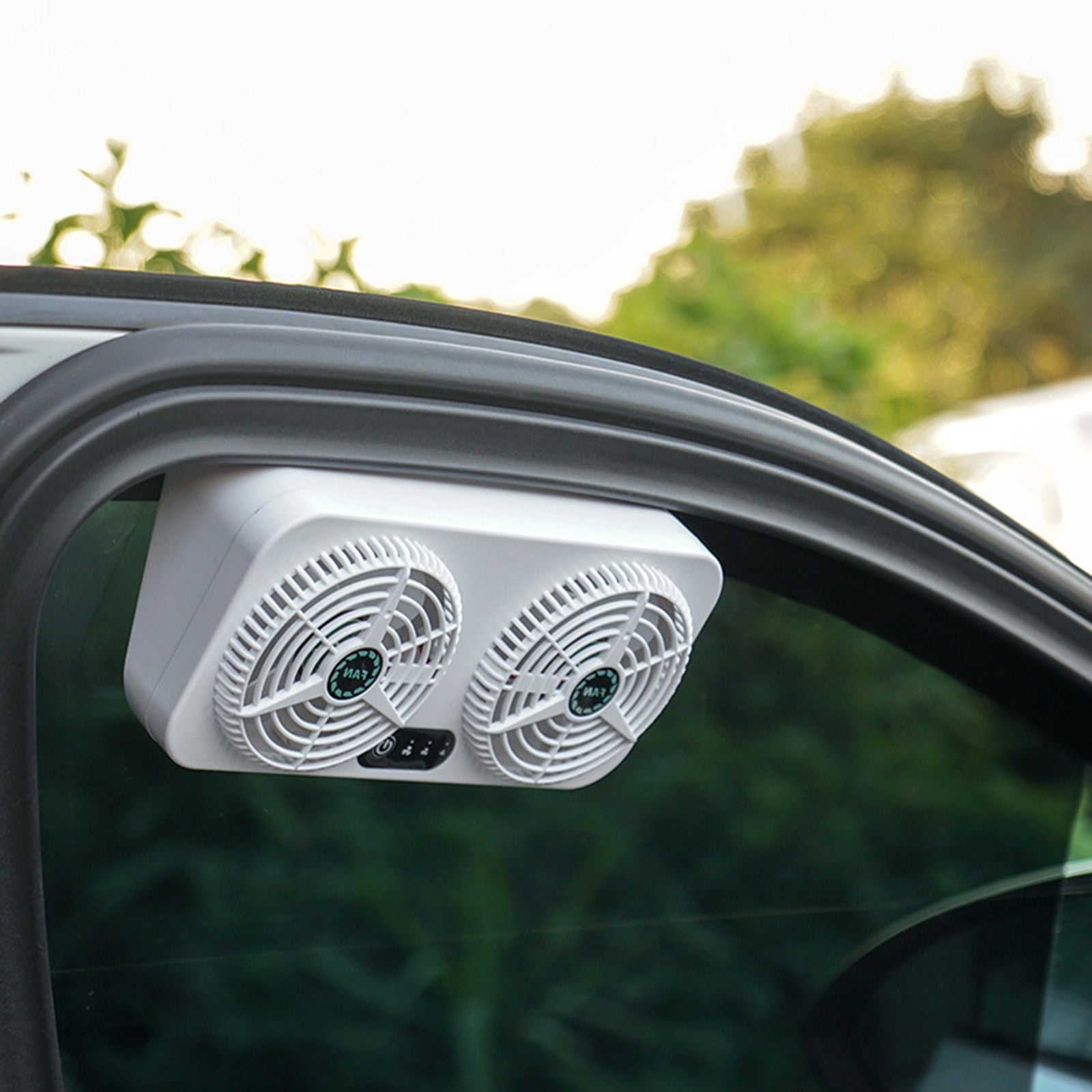 Automatic USB fan with air circulation Power 0 W