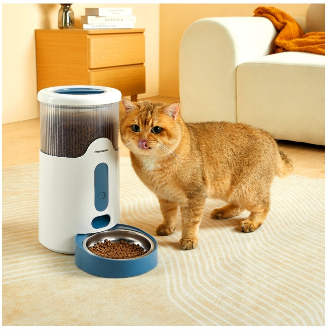 Automatic feeding machine Panasonic CP-JNF01CW Intelligent feed feeder 2,8l Material made from a synthetic material