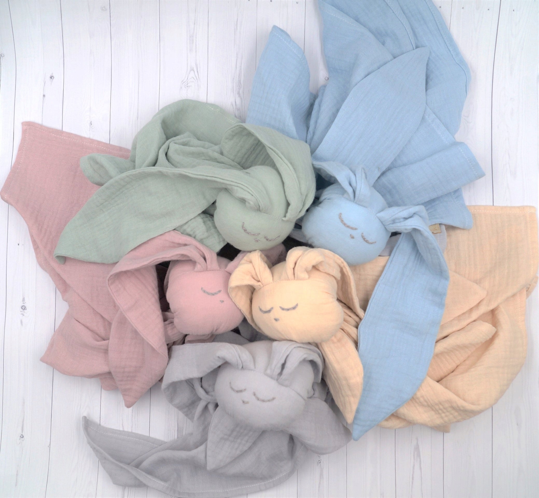 BABY IN WORLD Muslin Diaper Hug Me Bunny dirty pink Brand Baby in World