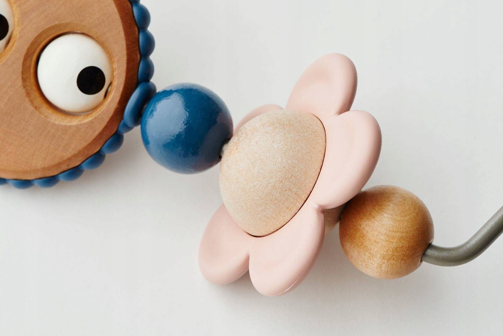 BABYBJORN Googly Eyes Pastels Couch Toy Packaging status original