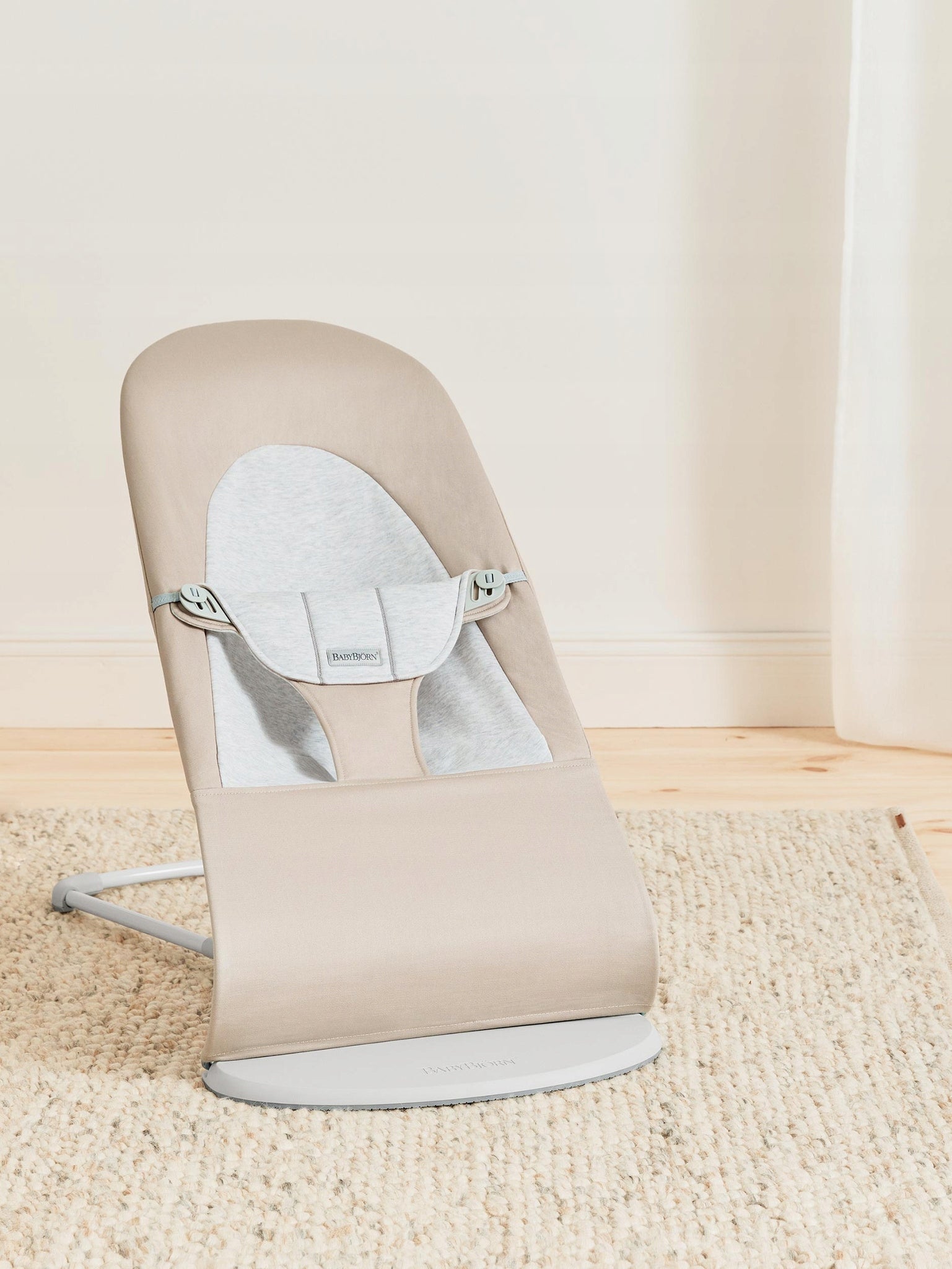 BABYBJORN lounger Balance Soft beige grey ergonomic seat Packaging status original