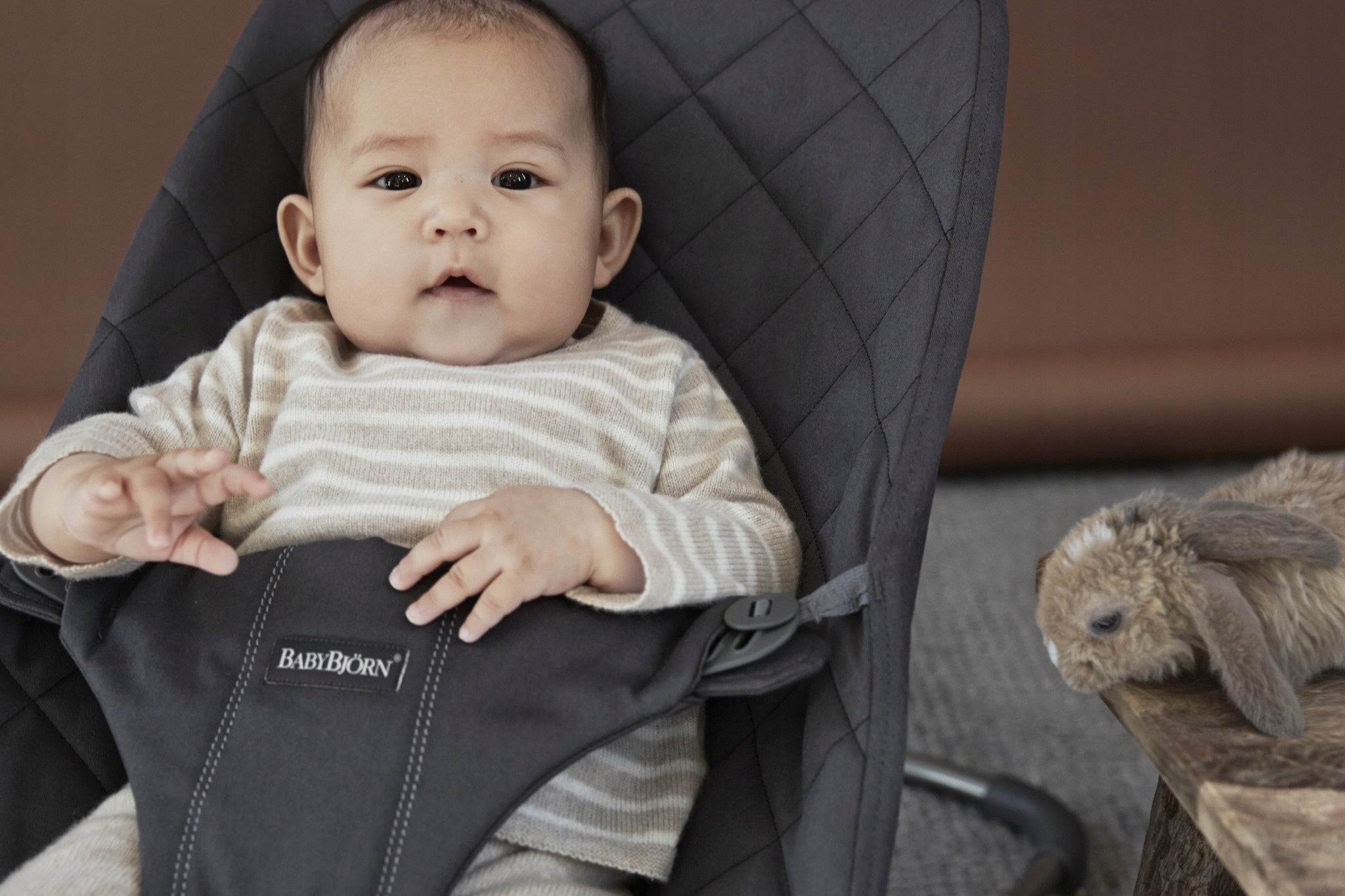 BABYBJORN lounger Bliss (Woven) Anthracite grey up to 13 kg folding Packaging status original
