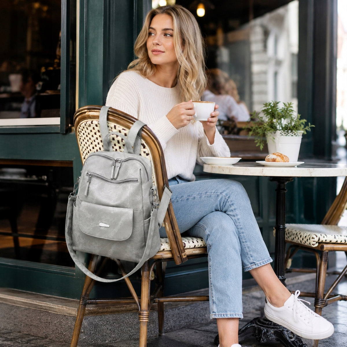 BACKPACK LEATHER BAG WOMEN'S BAG ROOMY STYLISH BACKPACK Gender woman