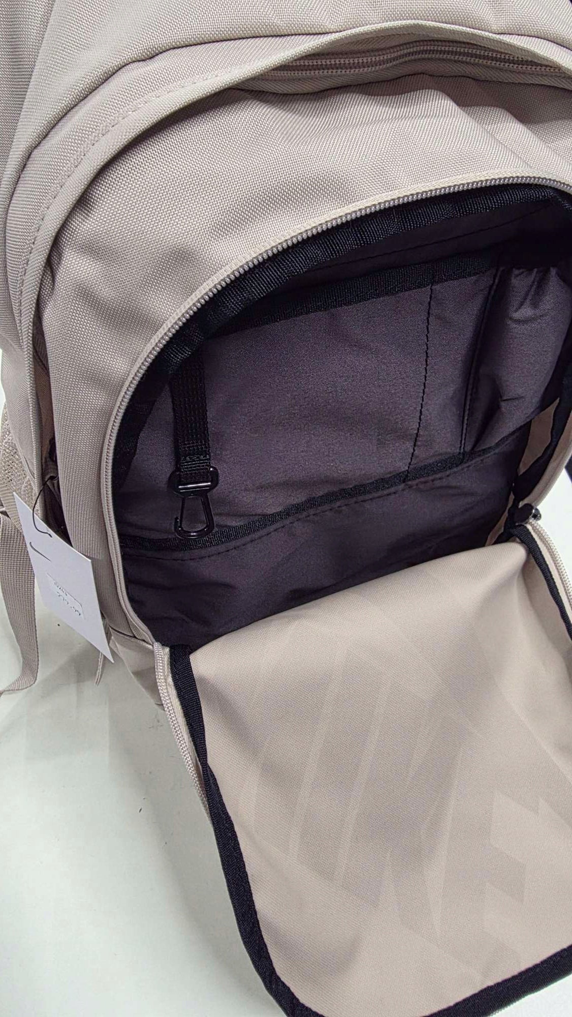 BACKPACK NIKE BA5217-221 SPORTS SCHOOL 25L BEIGE EAN (GTIN) 191886646533