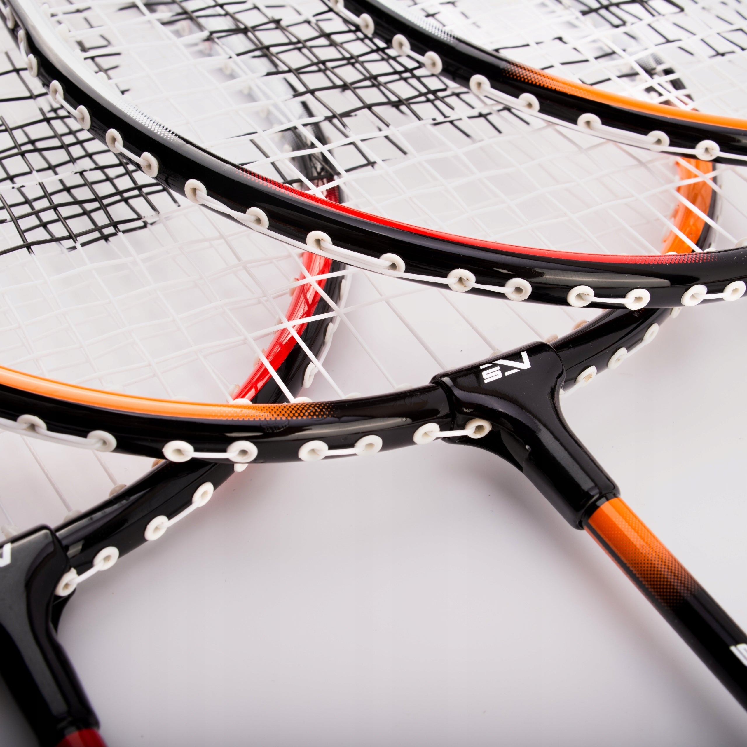 BADMINTON SET PRO 4 RACKETS 3 DARTS NET SPORTVIDA Number of items in the set 9