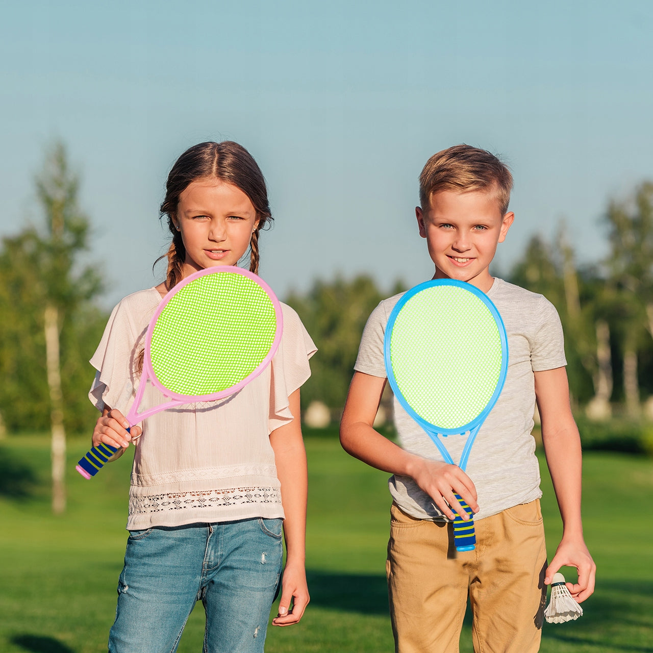 BADMINTON TENNIS SET RACKETS SHUTTLECOCK BEACH BALL FOR KIDS Kind shuttlecock rocket