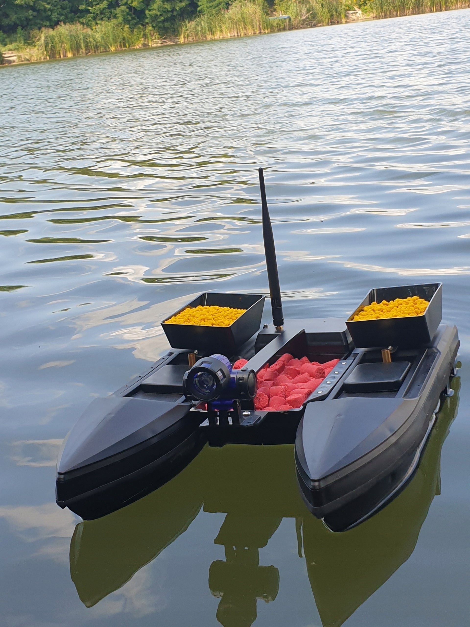BAIT BOAT CATAMARAN PROFESSIONAL 2X AKU. Brand no brand