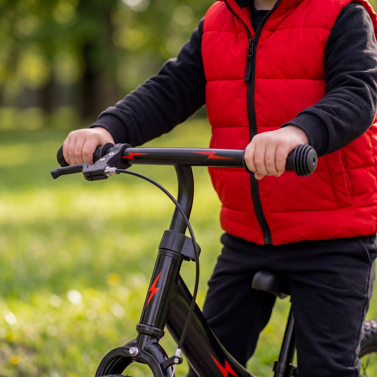 BALANCE BIKE FLASH PUMPED WHEELS STARS Model S-66476