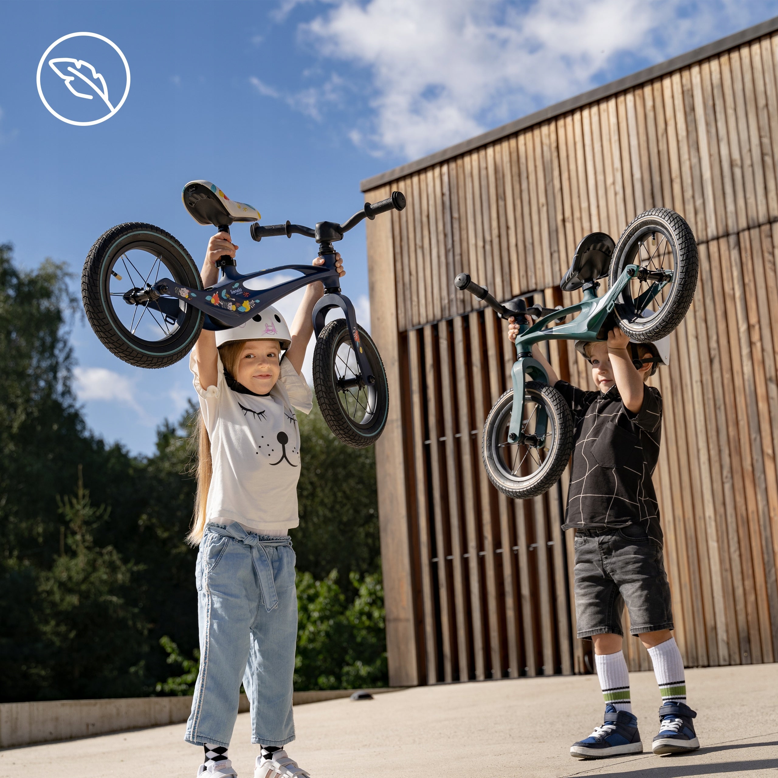 BALANCE BIKE for girls wheel rider PU LIGHTWEIGHT Lionelo Bart Tour Model Bart Tour