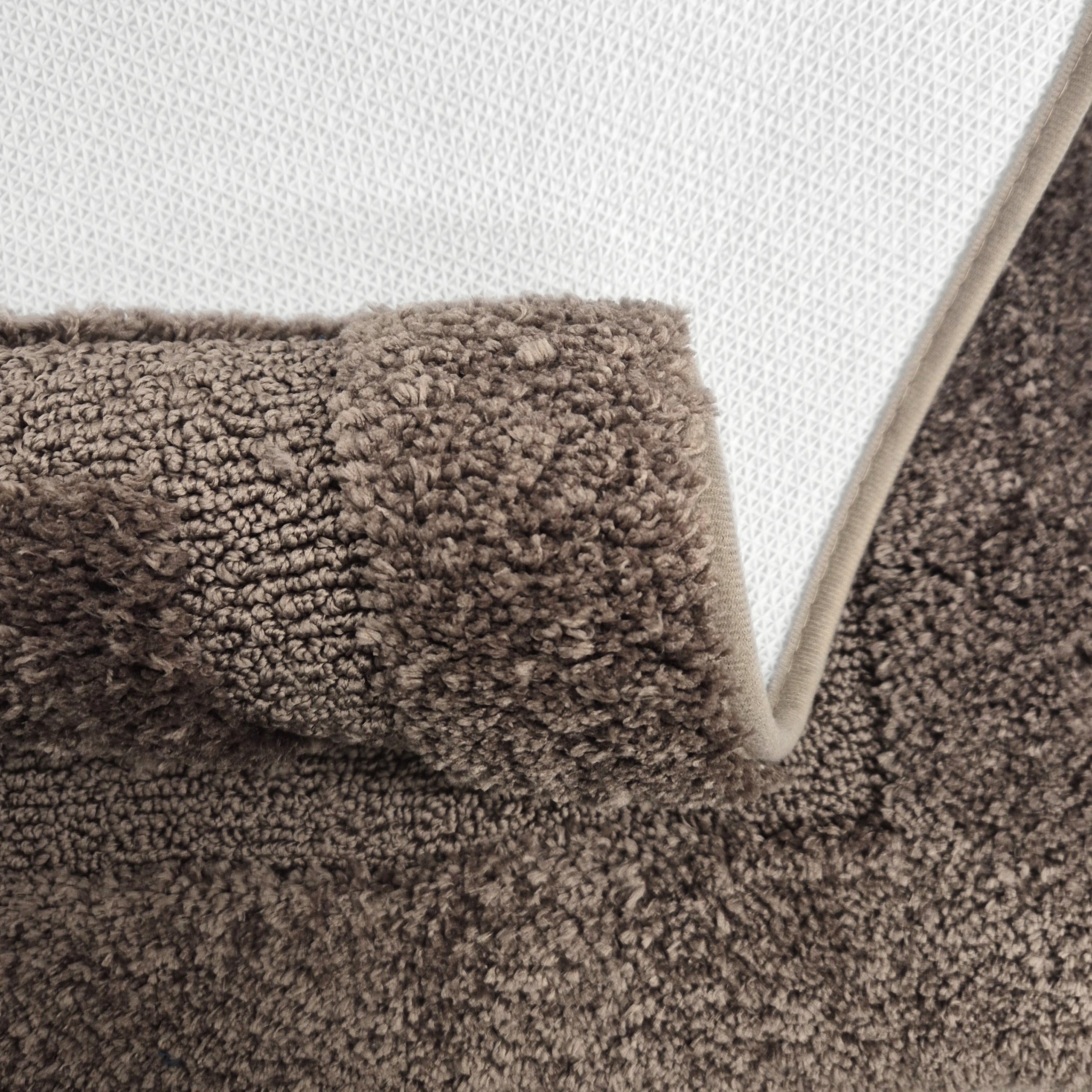 BATHROOM RUG BEIGE 50x80 SOFT RUBBERIZED THICK FOR BATHROOM TAUPE Length 80 cm