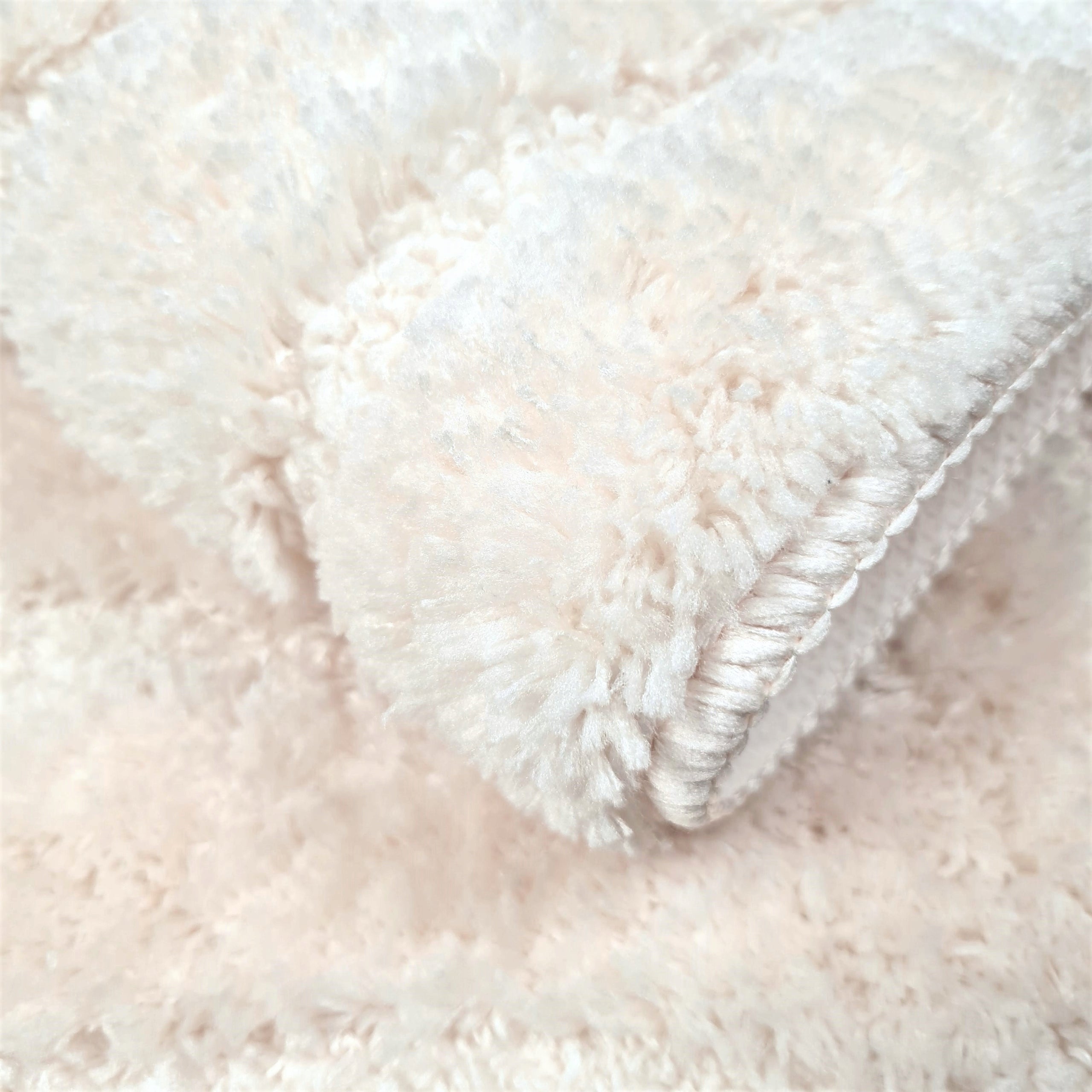 BATHROOM RUG CREAM BATHROOM RUGS SOFT NON-SLIP 50x80 Product width 50 cm