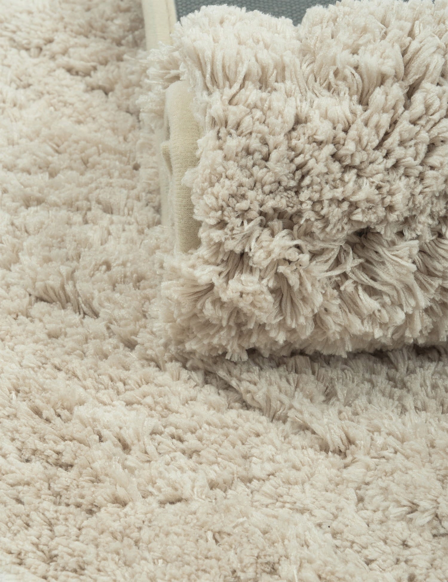 BATHROOM RUG NON-SLIP LARGE 60X110CM BEIGE SOFT FLUFFY Material polypropylene