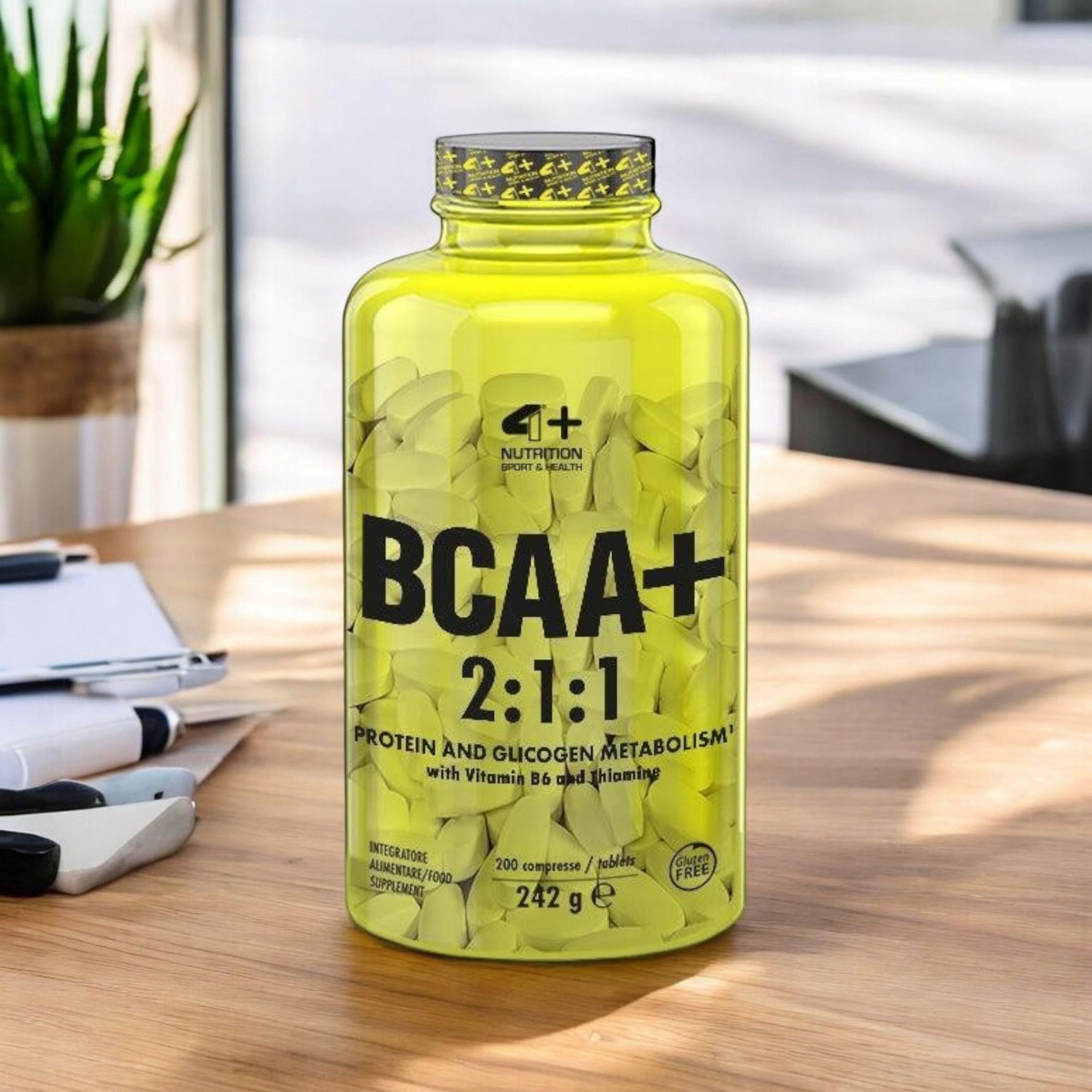 BCAA 2:1:1 4+ NUTRITION 200 Capsules Regeneration Strength 242g Packaging status original