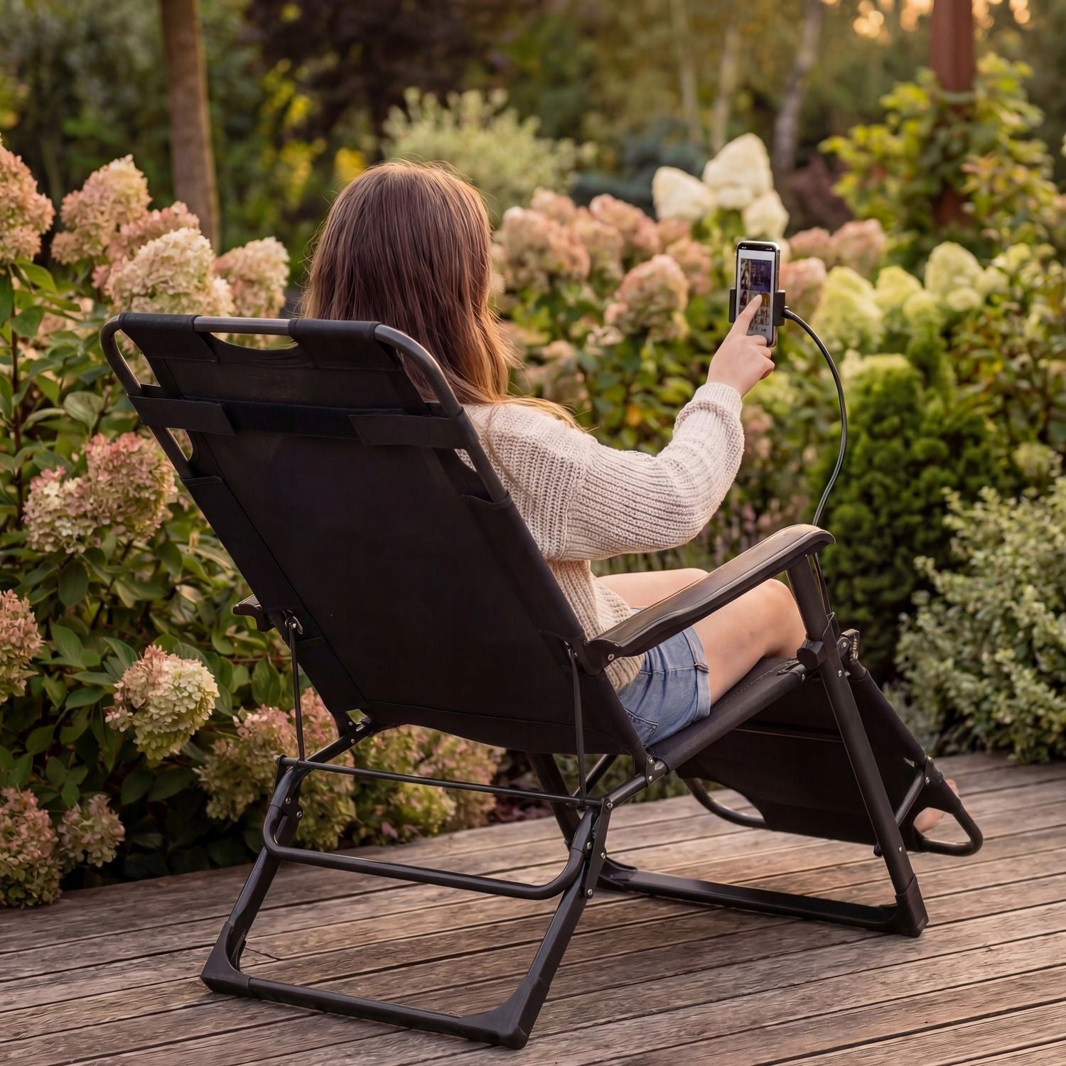 BEACH LOUNGER FOLDING ADJUSTABLE WITH SOFT MATTRESS AND HANDLE Kind sunbed
