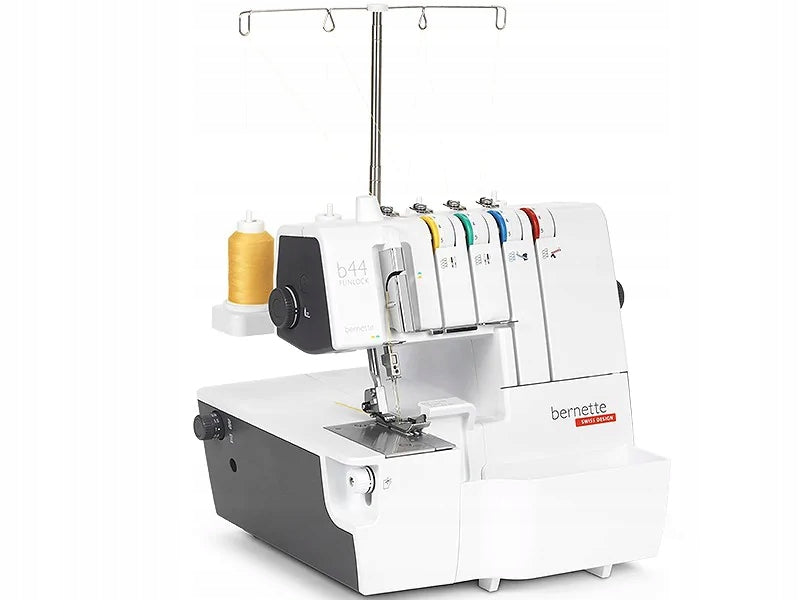 BERNETTE B44 FUNLOCK Overlock 4-3-2 thread 15 stitches Model B44 FUNLOCK