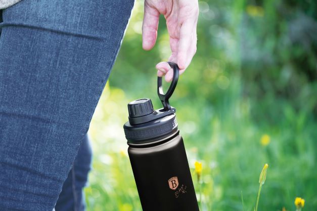 BH-7758 - Water Bottle 540 ml Berlinger Haus Black Rose Collection Packaging status original