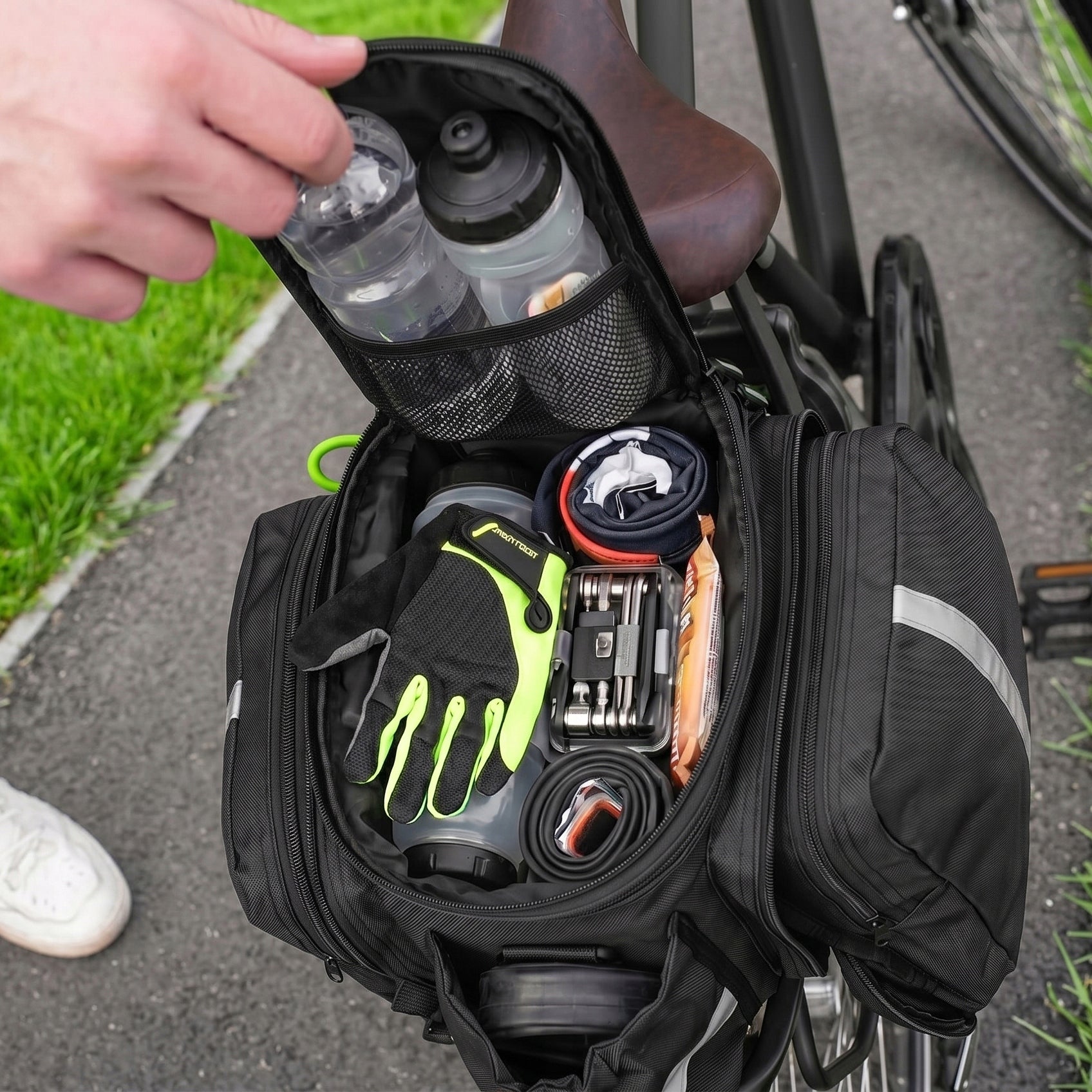 BICYCLE BAG PANNIER REAR RACK ADJUSTABLE CAPACITY WATERPROOF VAYOX Packaging status original
