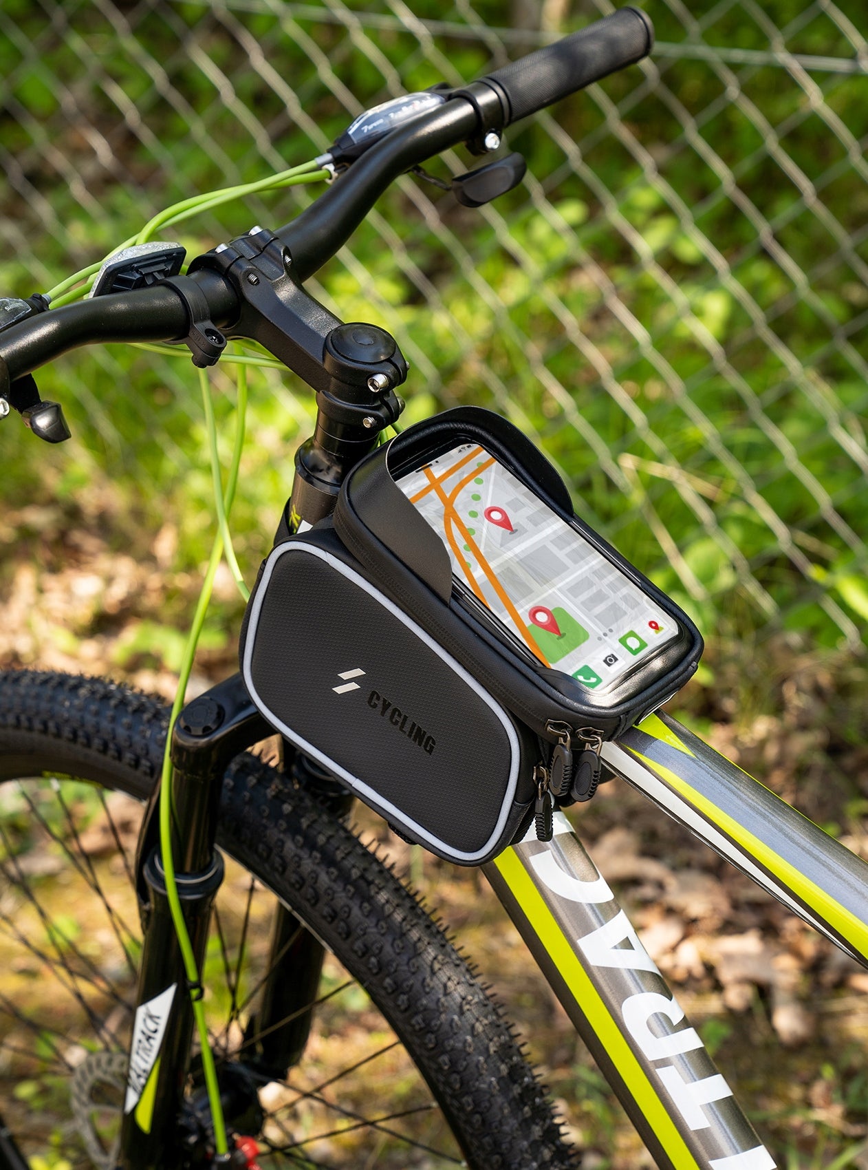 BICYCLE FRAME POUCH BAG WITH PHONE HOLDER 1L FRONT WATERPROOF Kind front