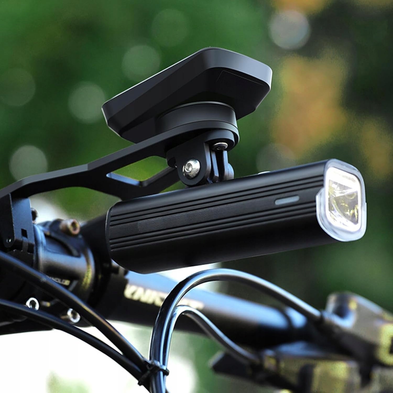 BICYCLE HANDLEBAR MOUNT COUNTER GPS GARMIN BRYTON GOPRO FLASHLIGHT EAN (GTIN) 5903726646376