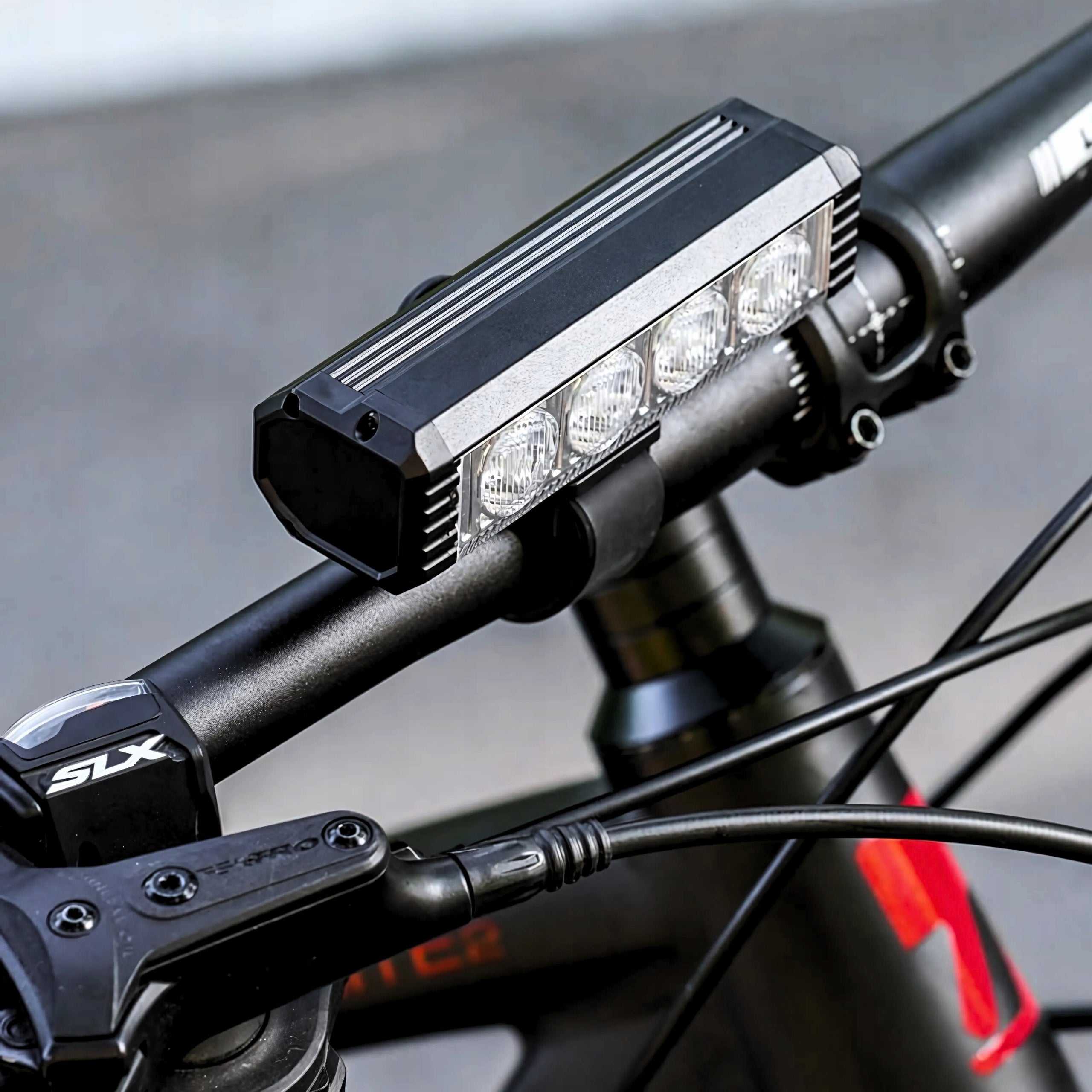 BICYCLE LAMP FRONT LED STRONG POWERBANK USB C WATERPROOF 1200LM DIODES Packaging status original