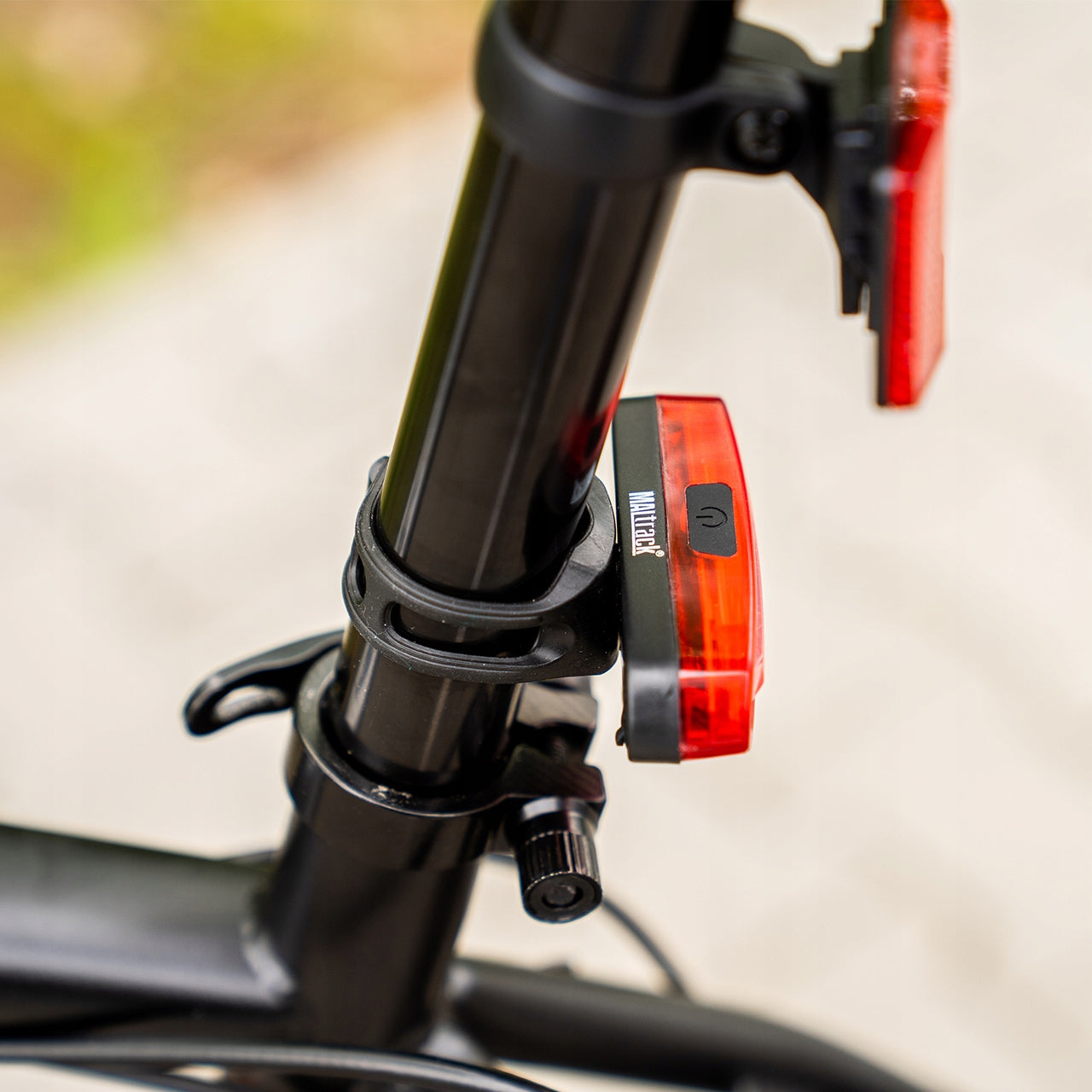 BICYCLE LIGHT FRONT+REAR IP65 WATERPROOF FOR BICYCLE ROTATION 360 LED 4400mAh Model 110425