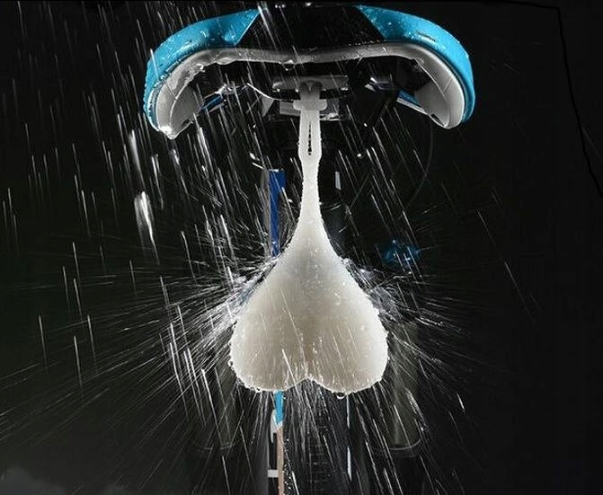 BICYCLE LIGHT "HEART" EGGS SILICONE LED BATTERY OPERATED BICYCLE LIGHTS Kind rear-facing