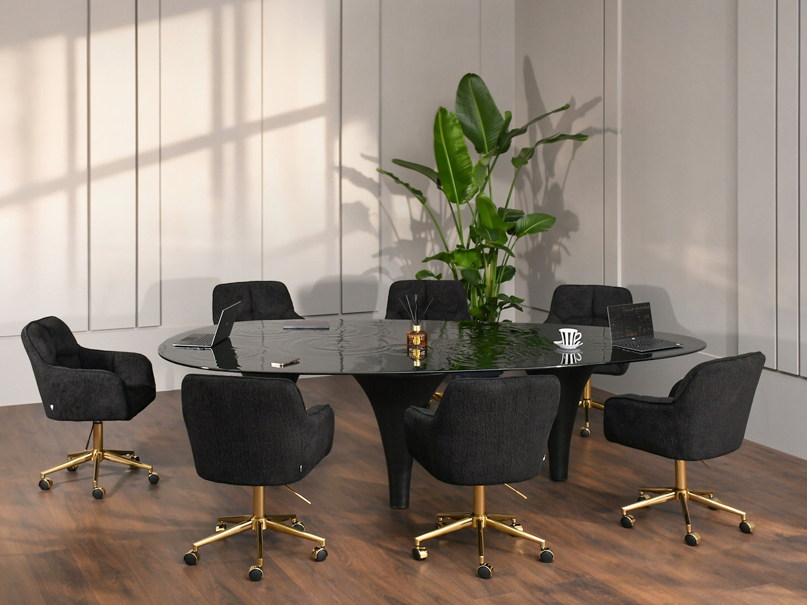 BLACK PLUSH GLAMOUR ISLA ARMCHAIR WITH ARMRESTS ON GOLD BASE Manufacturer code 5907698651413