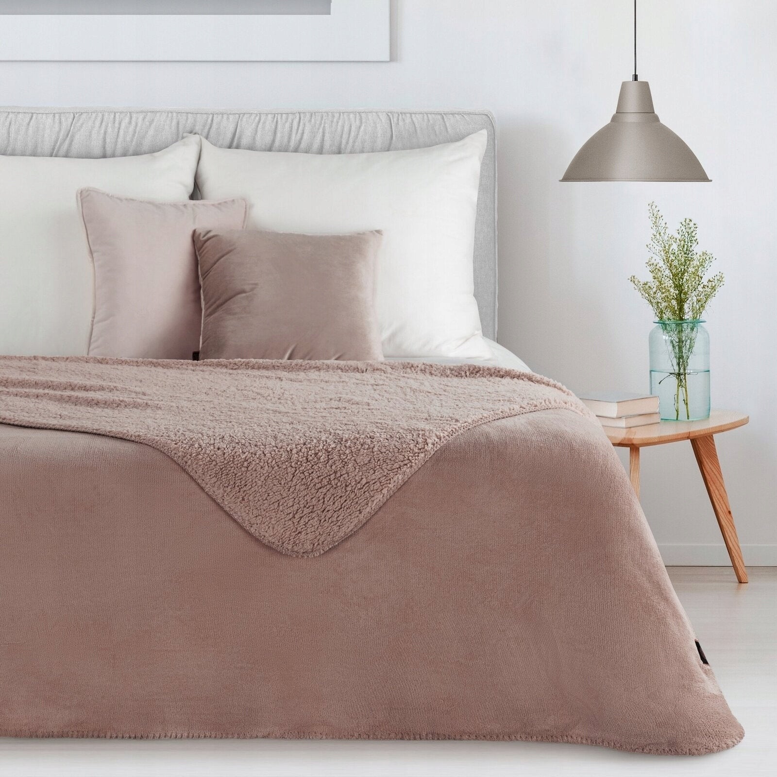 BLANKET THEREFORE 150 X 200 CM LIGHT BROWN Manufacturer code 476257