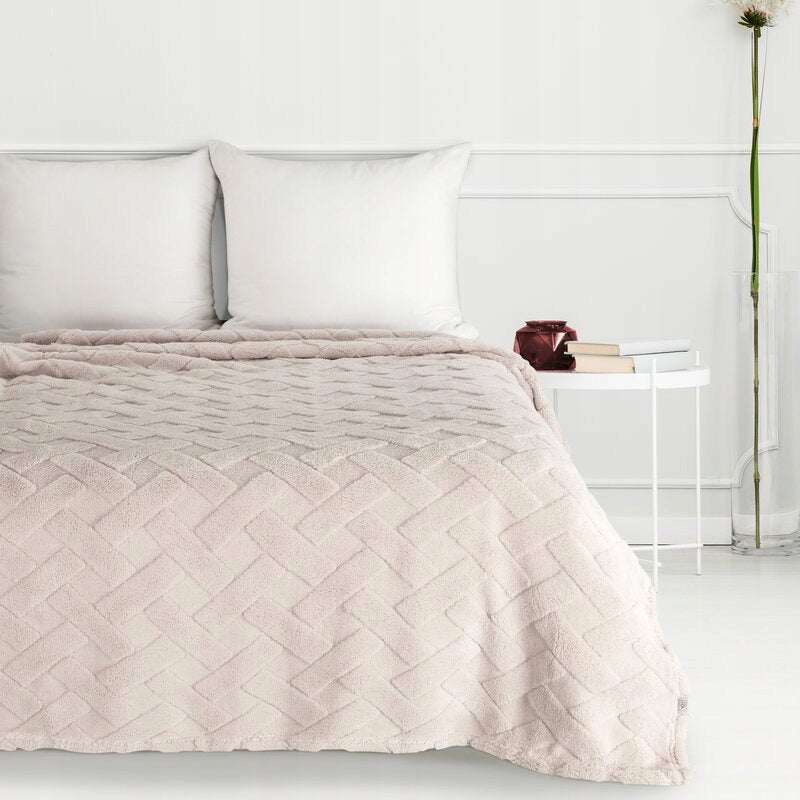 BLANKET WITH EMBOSSED PATTERN SOFT FLUFFY 170X210 BEIGE Manufacturer code 458714