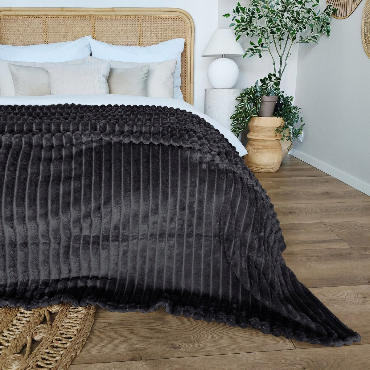 BLANKET bedspread with stripes embossed cap for sofa 160x200 GRAPHITE NUVIO Packaging status original