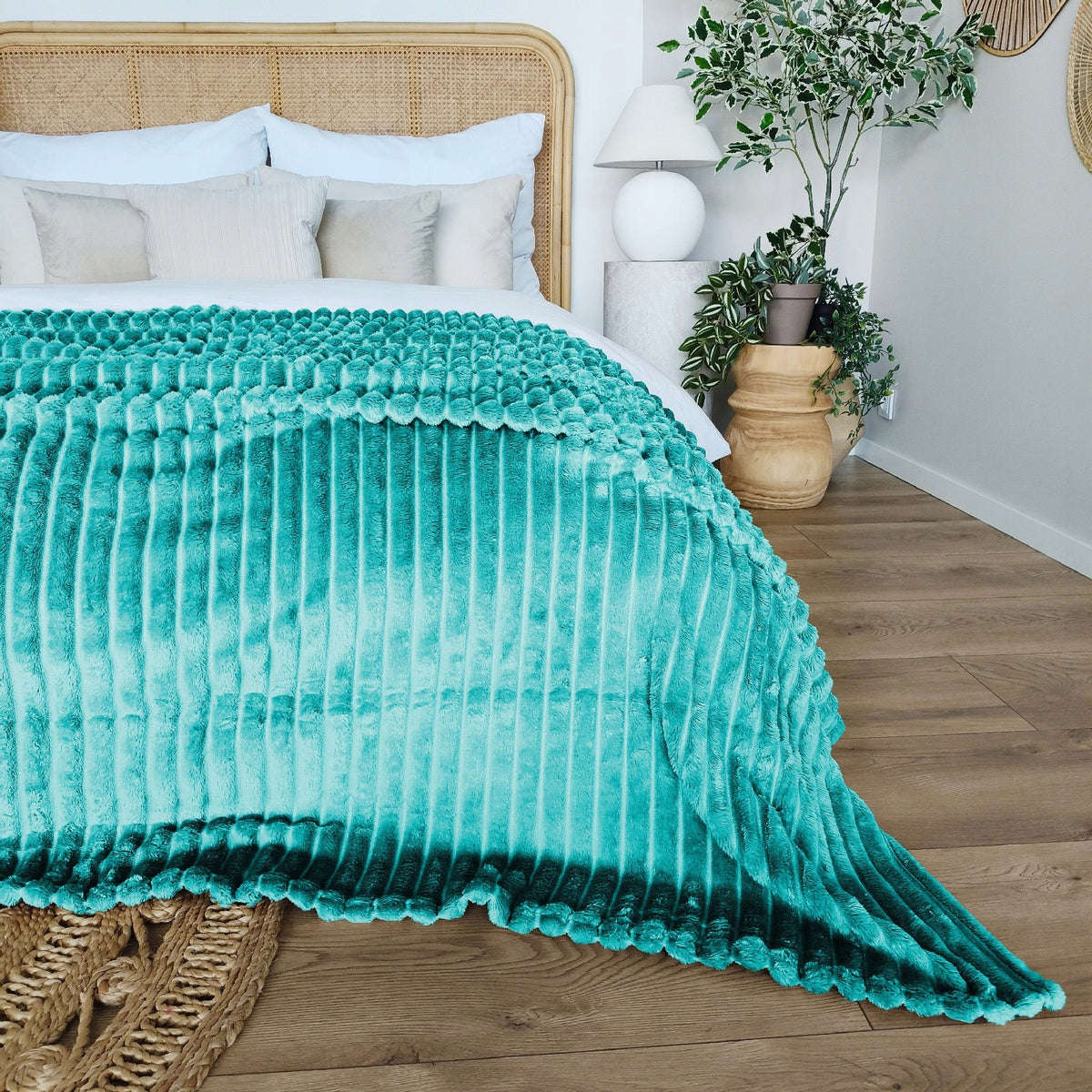 BLANKET bedspread with stripes embossed cap for sofa 160x200 TURQUOISE NUVIO Packaging status original