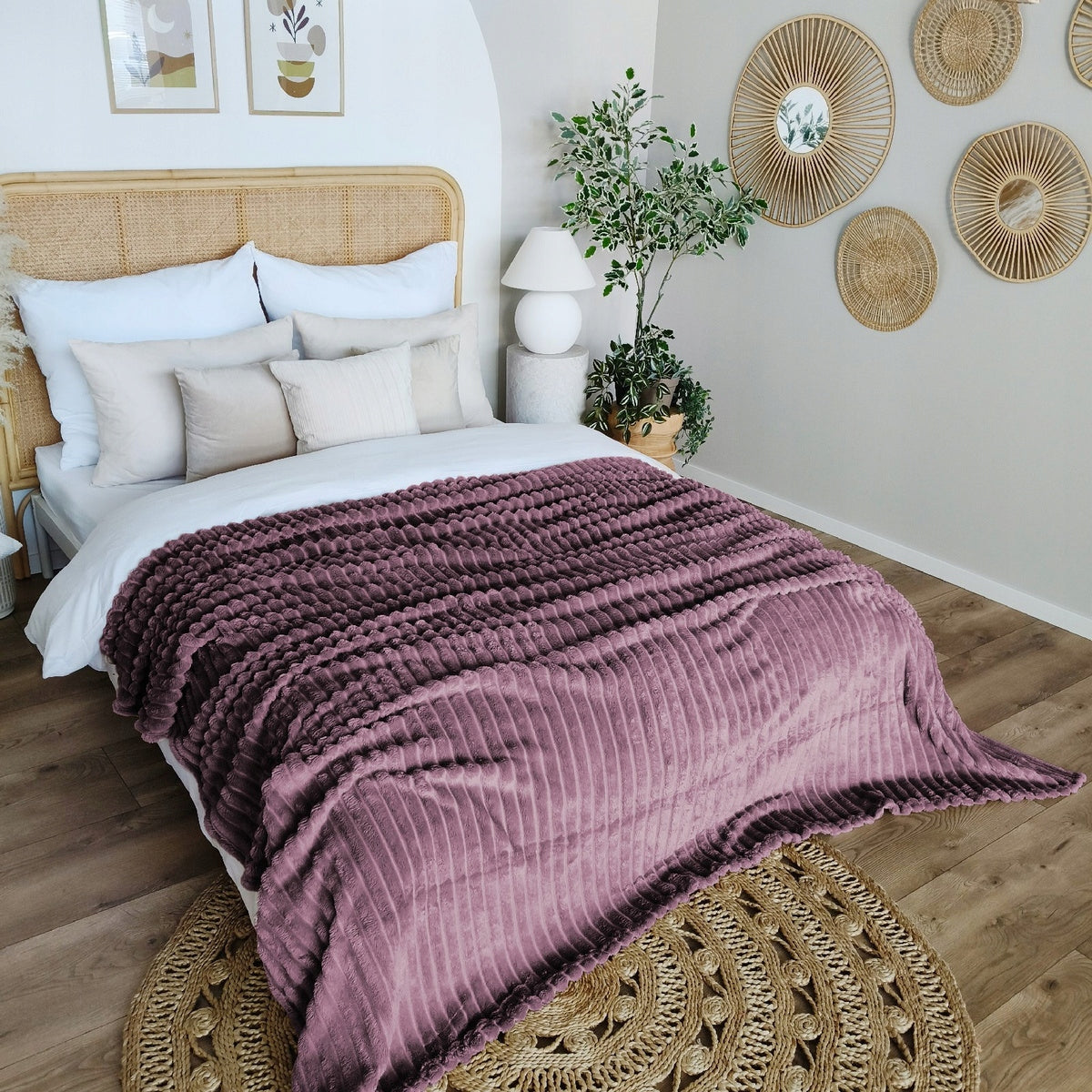 BLANKET bedspread with stripes embossed cap for sofa 200x220 PURPLE NUVIO Brand Łóżkoholicy