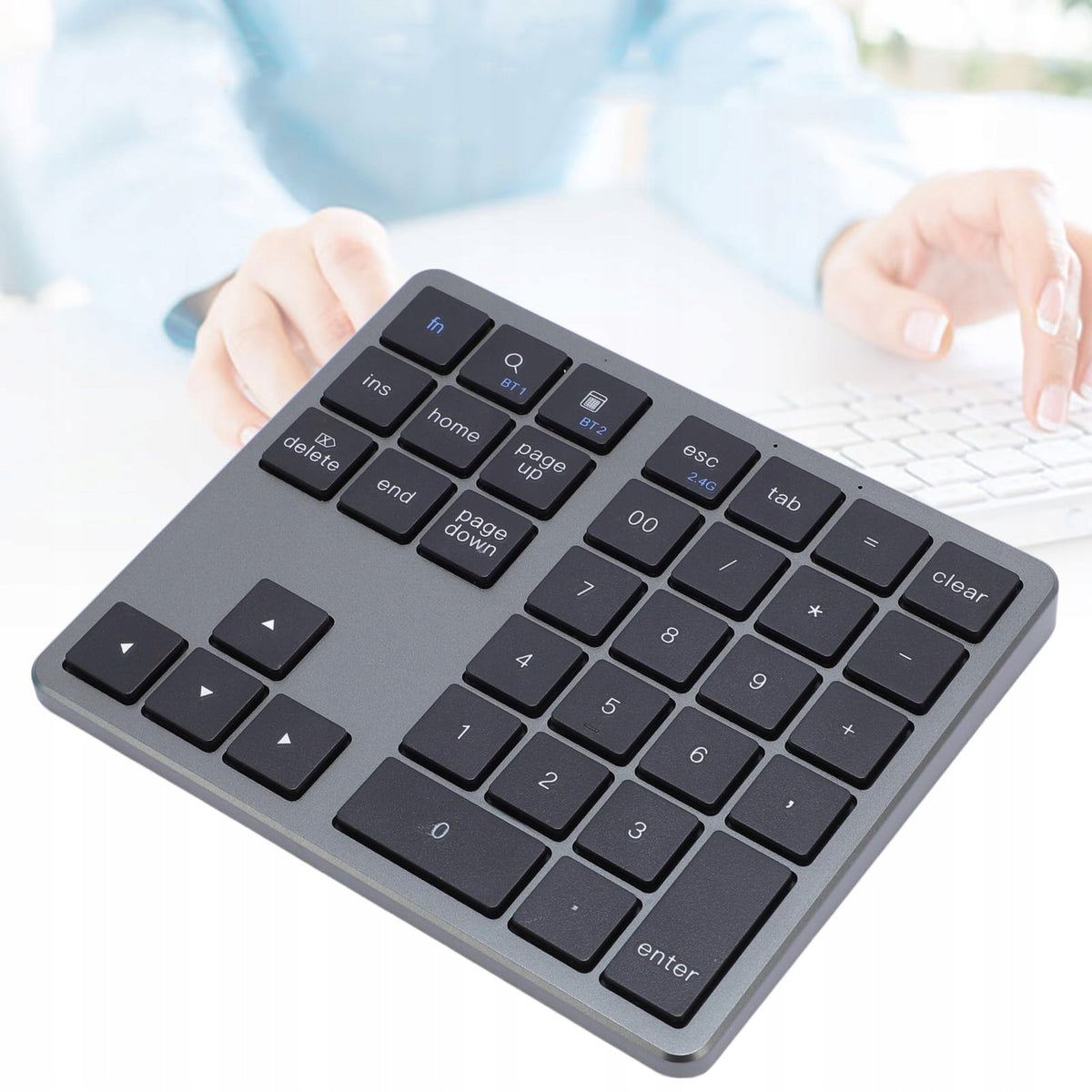 BLUETOOTH WIRELESS NUMERIC KEYPAD TWO MODES 2.4G Packaging status original