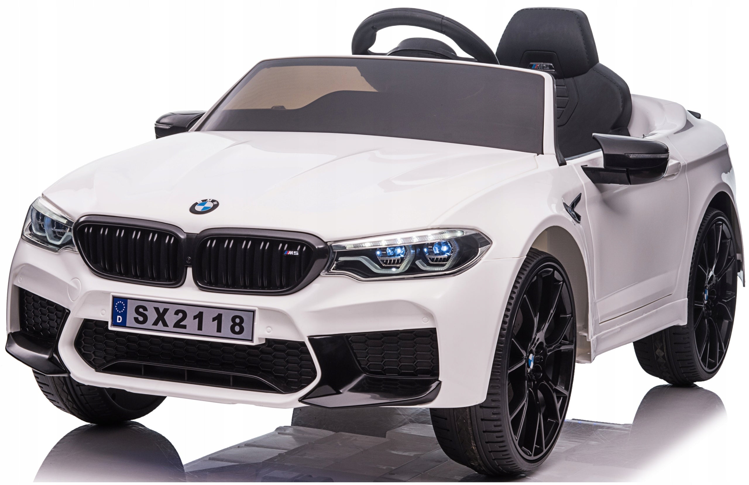 BMW M5 Competition battery operated DRIFT FUNCTION leather PILOT mp3 24V 400WAT Brand BMW