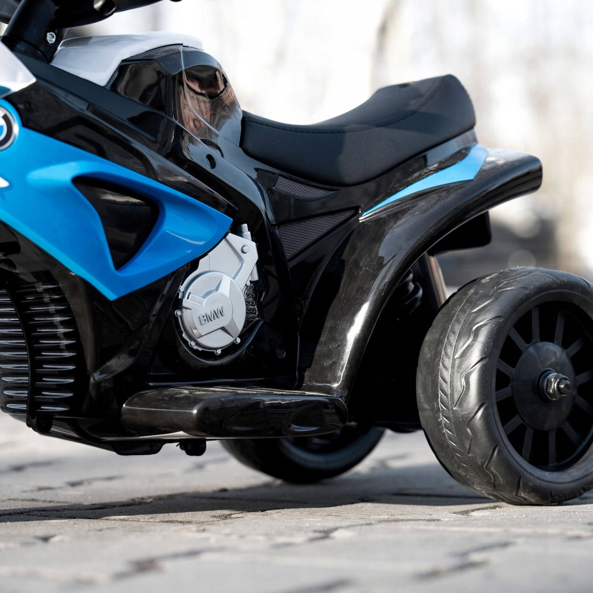 BMW MOTORBIKE FOR CHILDREN ELECTRIC MOTORCYCLE 3-WHEEL FOR MOTORBIKE BATTERY Manufacturer code KC0015
