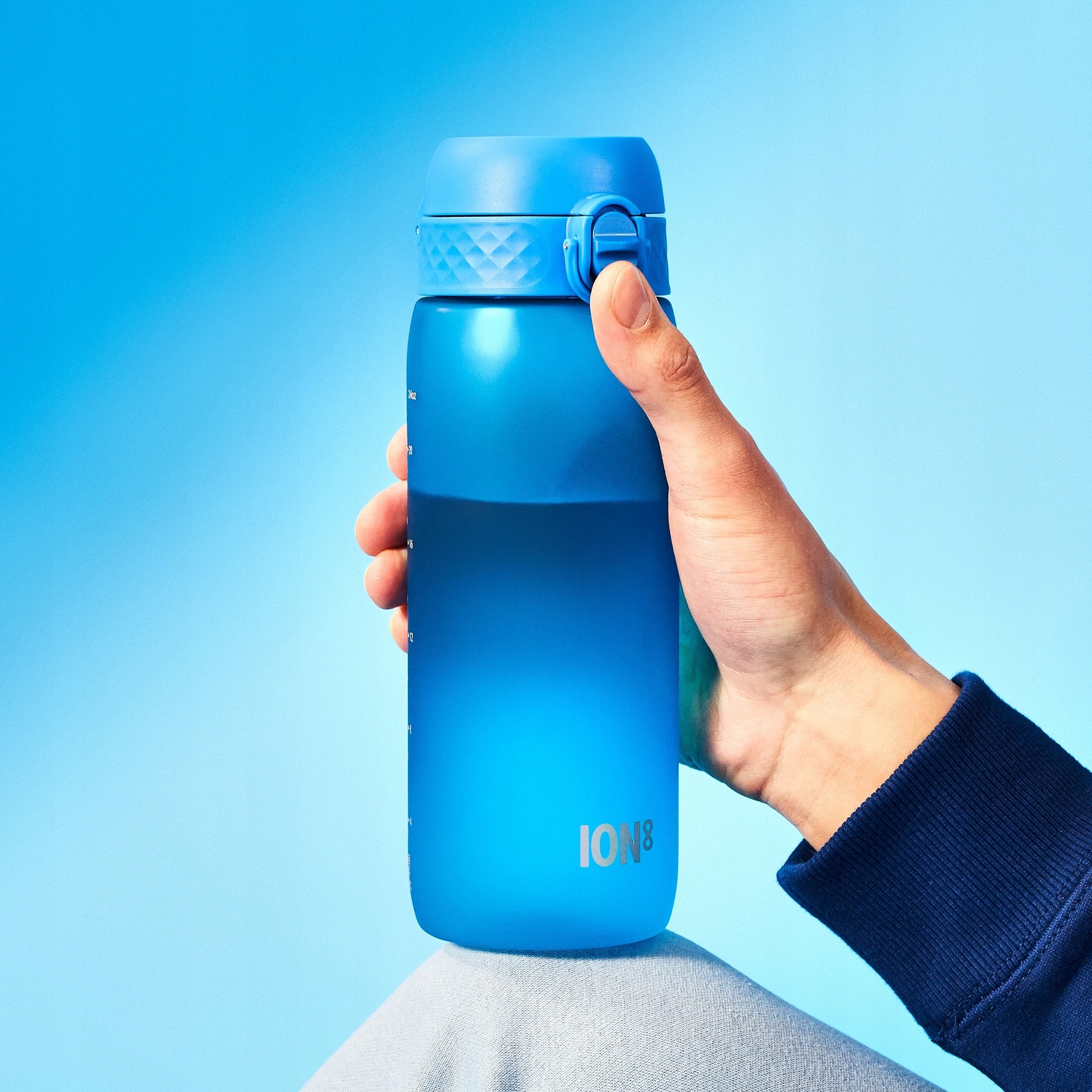 BOTTLE LARGE -ATEST PZH- PREMIUM ELEGANT SPORTS ION8 0,7 L 750 ml Packaging status original