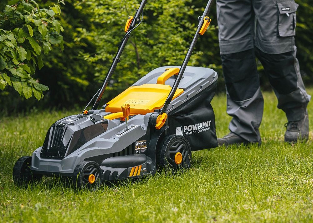BRUSHLESS CORDLESS ELECTRIC MOWER 2 x AKU 4Ah BASKET 42L 38CM Mowing width 38 cm