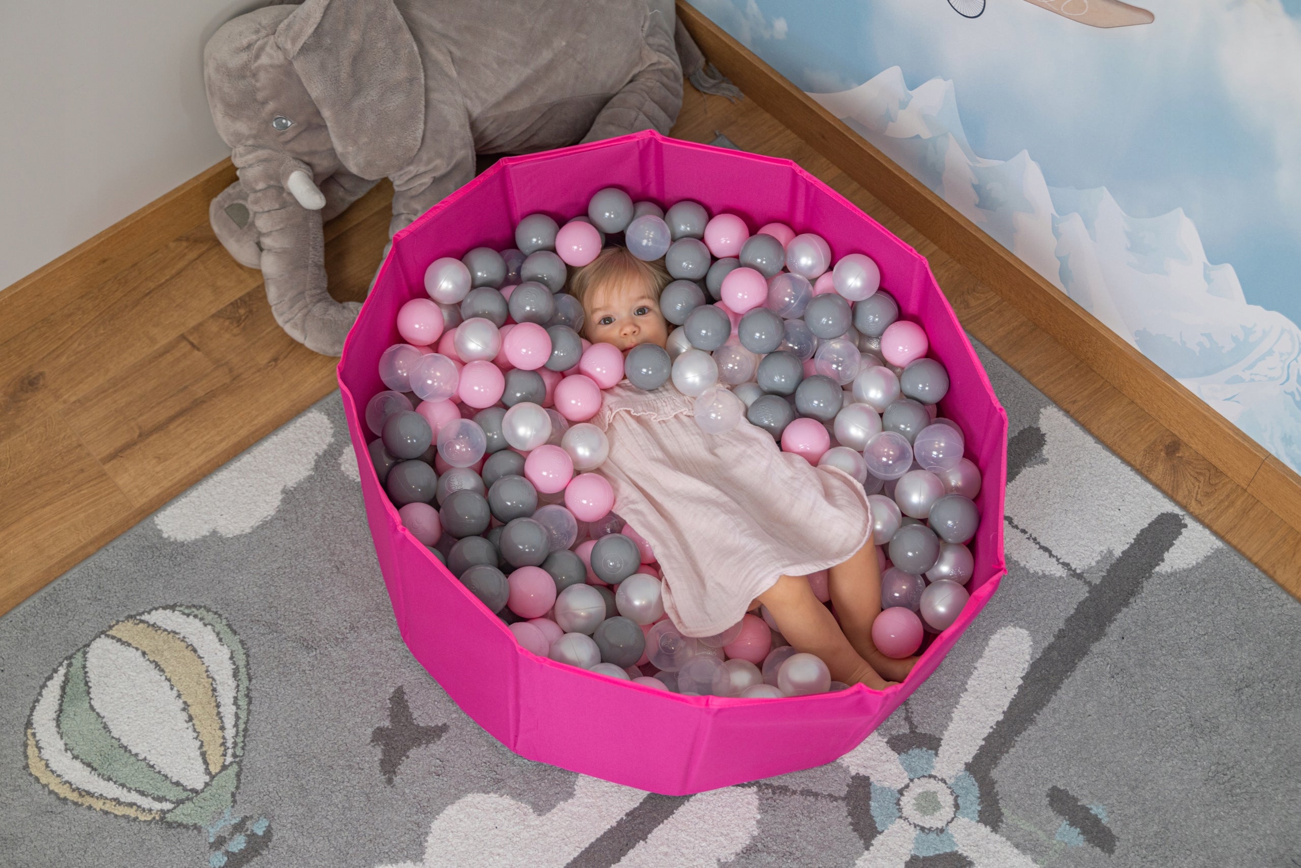 BS-100X Dry folding pool with balls 6cm/200 Kid's age 3＋ years