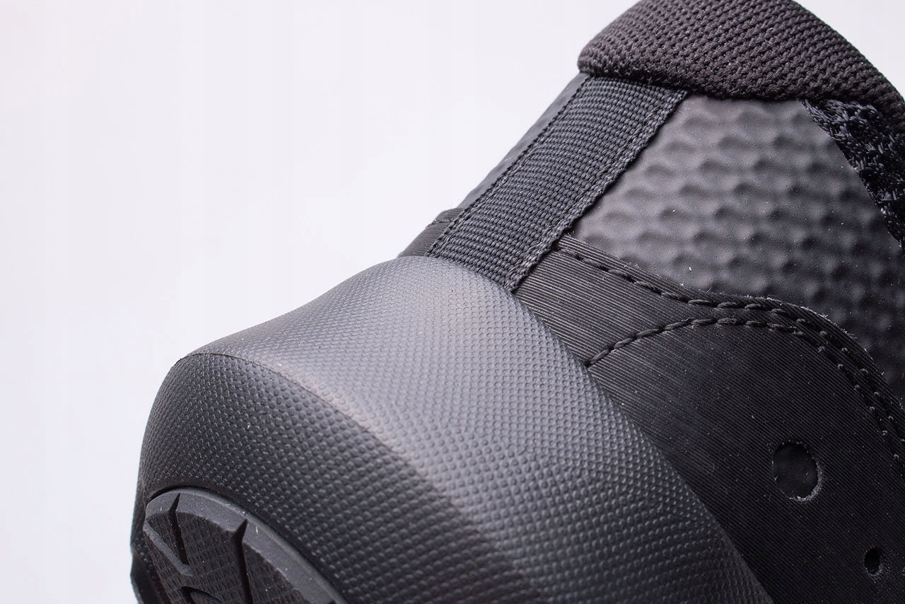 Bėgimo batai vyrams Under Armour, juodi