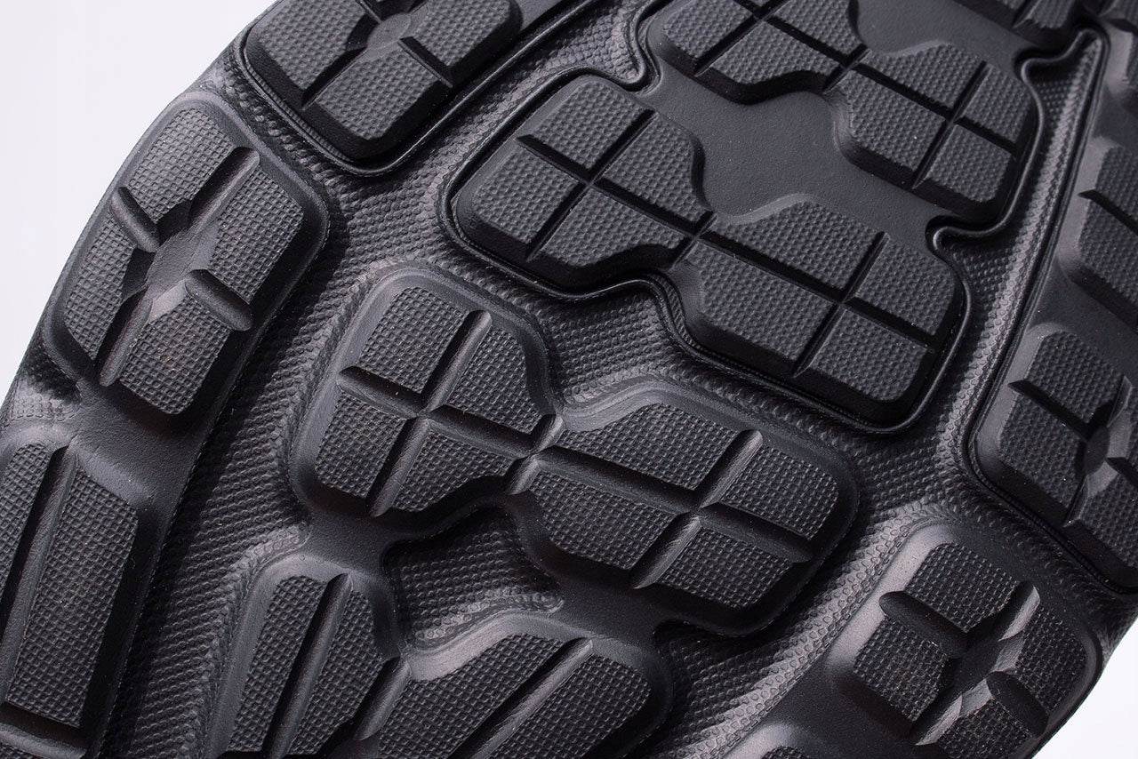 Bėgimo batai vyrams Under Armour, juodi