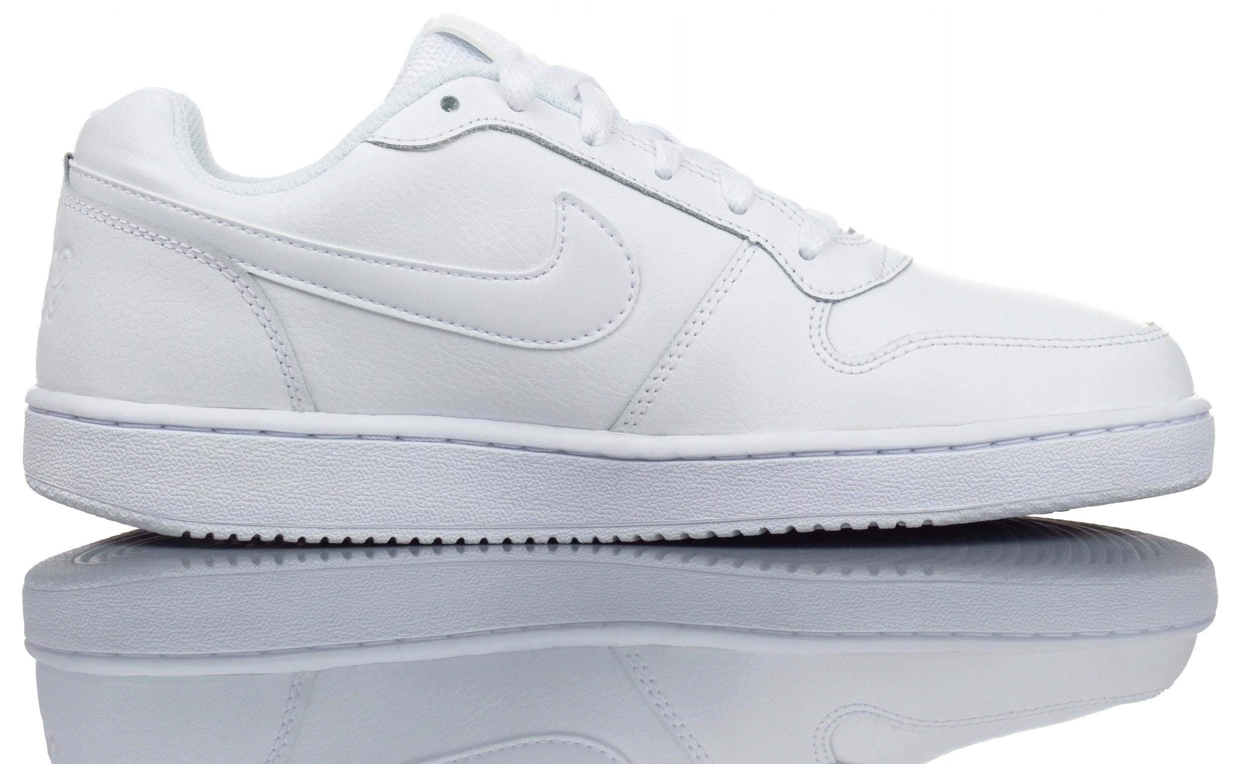 Laisvalaikio batai moterims Nike 890448800