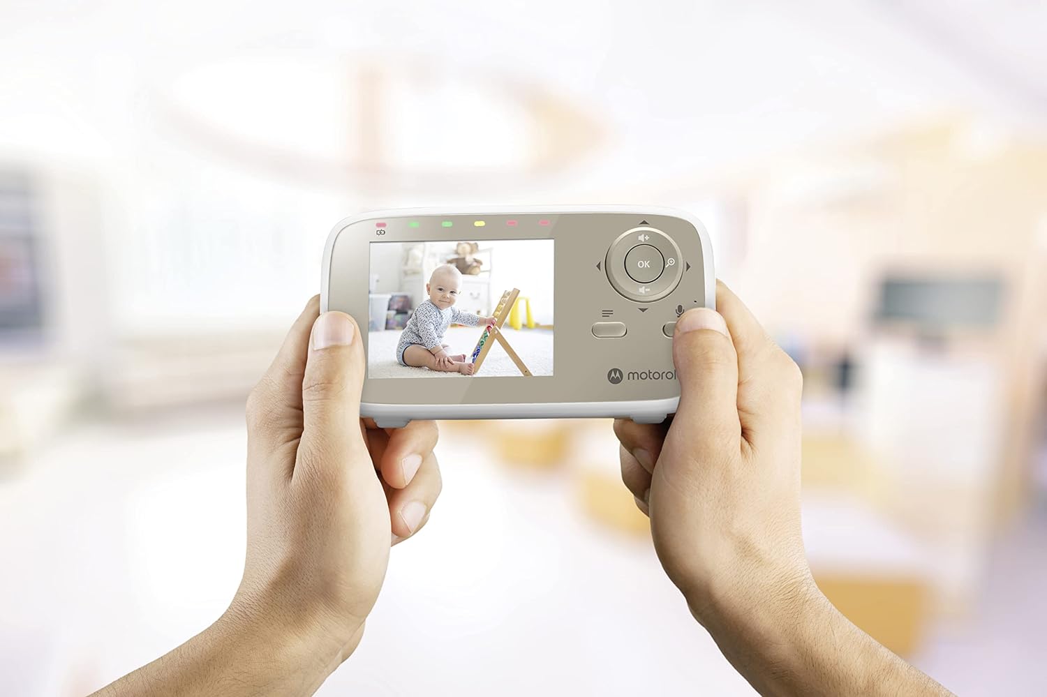 Baby Monitor Motorola HD Video Camera VM483 Zoom + Talk Function Brand Motorola