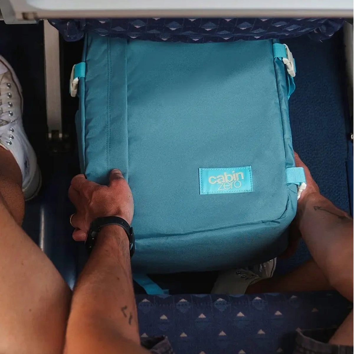 Backpack hand luggage for aircraft CabinZero 28 L CZ08 Bali Blue Brand CabinZero