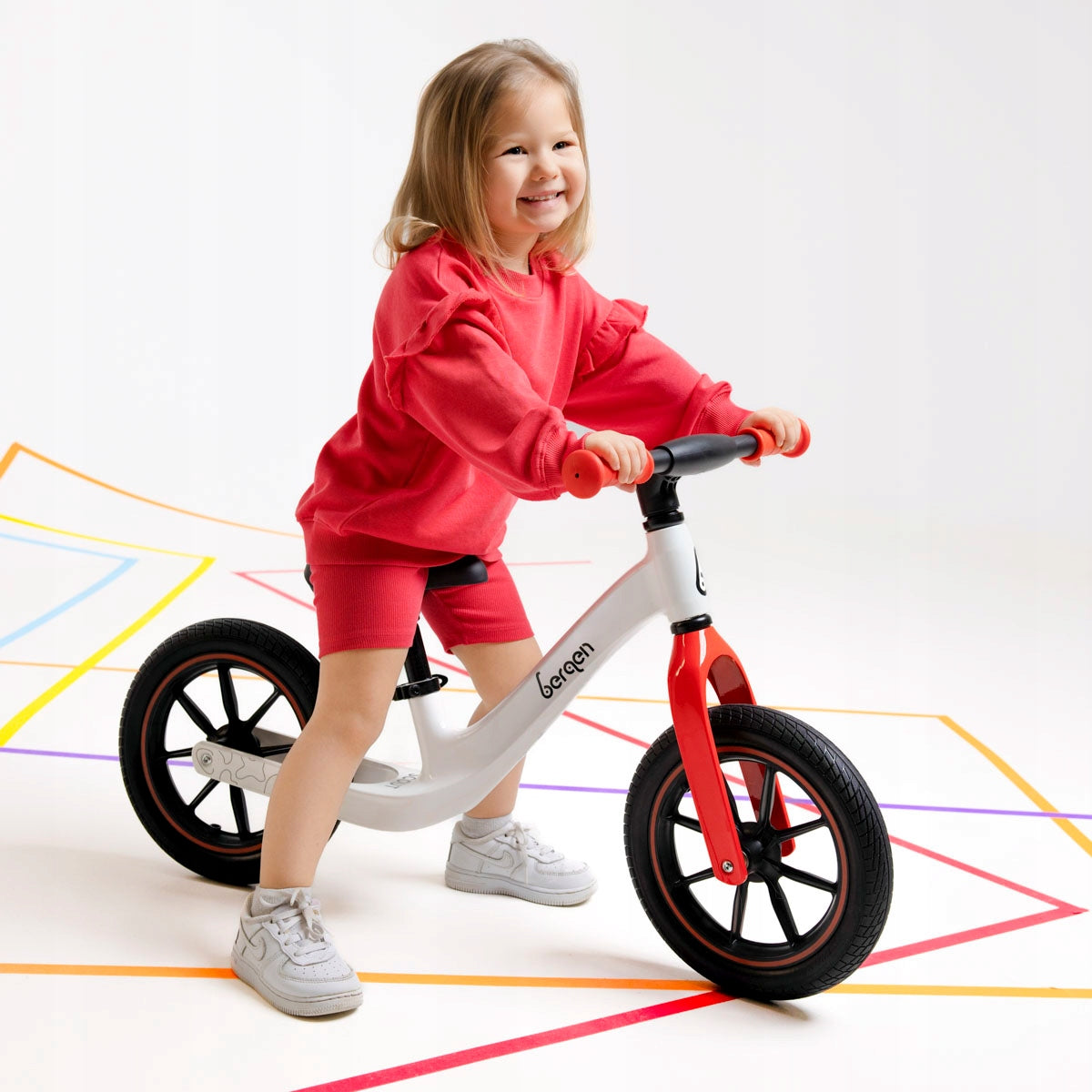 Balance bike bergen SCOUT for boy and girl Color white red